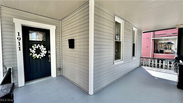 1911 Corning Avenue, Cleveland, OH 44109