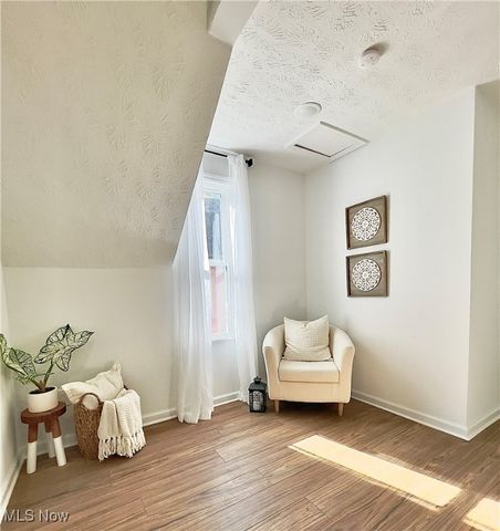 1911 Corning Avenue, Cleveland, OH 44109