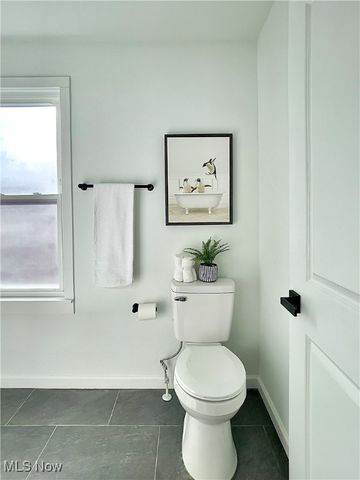 1911 Corning Avenue, Cleveland, OH 44109