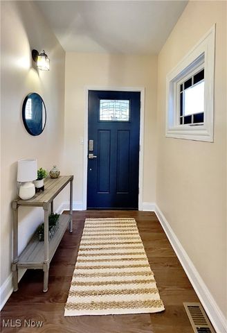 1911 Corning Avenue, Cleveland, OH 44109