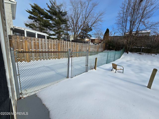 22 Mizzen Drive, Barnegat, NJ 08005