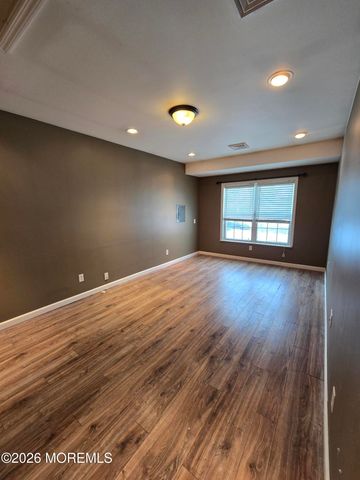 22 Mizzen Drive, Barnegat, NJ 08005