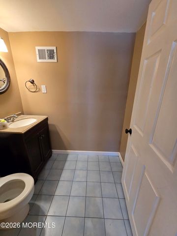 22 Mizzen Drive, Barnegat, NJ 08005