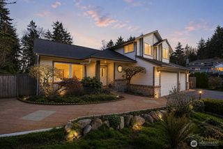 844 Holbeck Drive, Camano Island, WA 98282