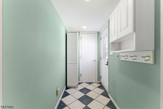 12 Driscoll St, Manville Boro, NJ 08835