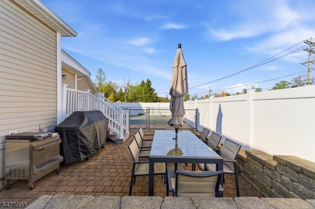 12 Driscoll St, Manville Boro, NJ 08835