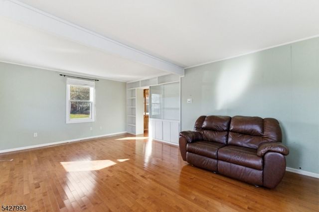 12 Driscoll St, Manville Boro, NJ 08835