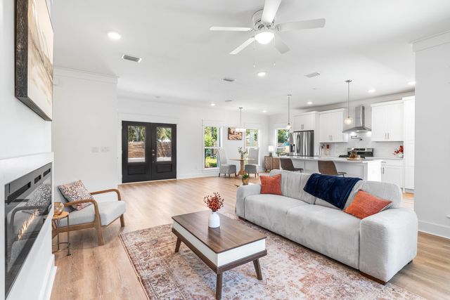 113 Fletcher Way, Destin, FL 32541