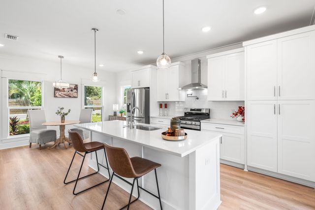 113 Fletcher Way, Destin, FL 32541