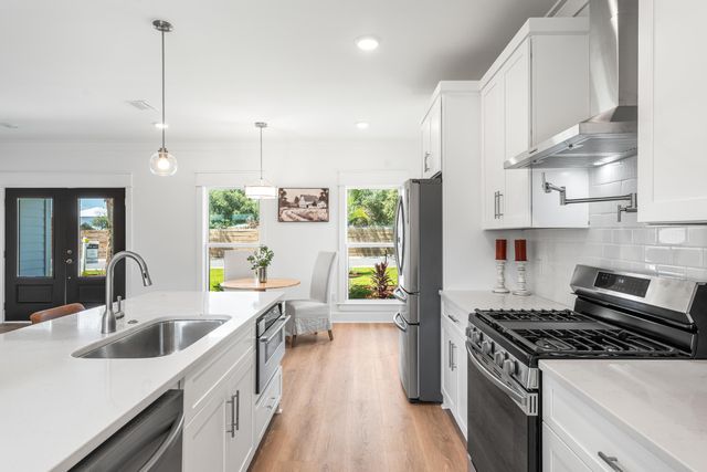 113 Fletcher Way, Destin, FL 32541