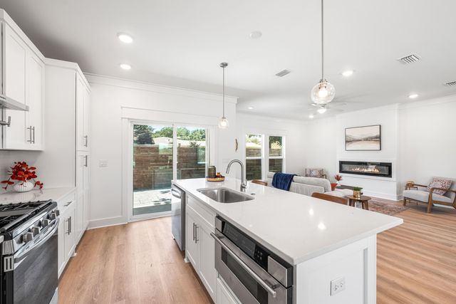 113 Fletcher Way, Destin, FL 32541