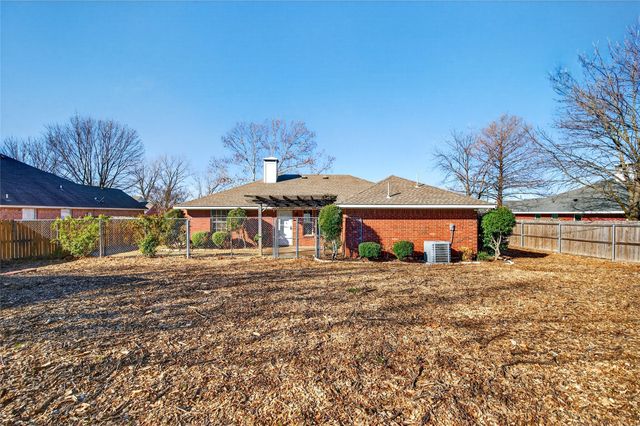 905 Calder Street, Howe, TX 75459