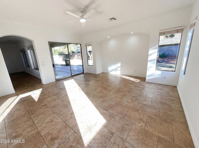 7326 N KIRSTEN Avenue, Glendale, AZ 85305