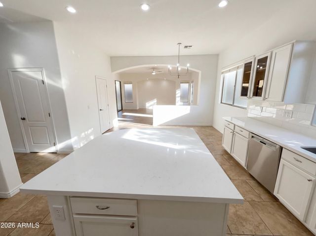 7326 N KIRSTEN Avenue, Glendale, AZ 85305