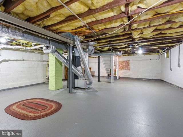 402 AUSTIN AVE, Barrington, NJ 08007