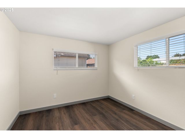 625 S GOLD St, Centralia, WA 98531