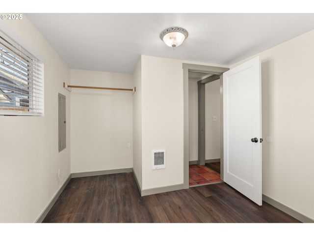 625 S GOLD St, Centralia, WA 98531