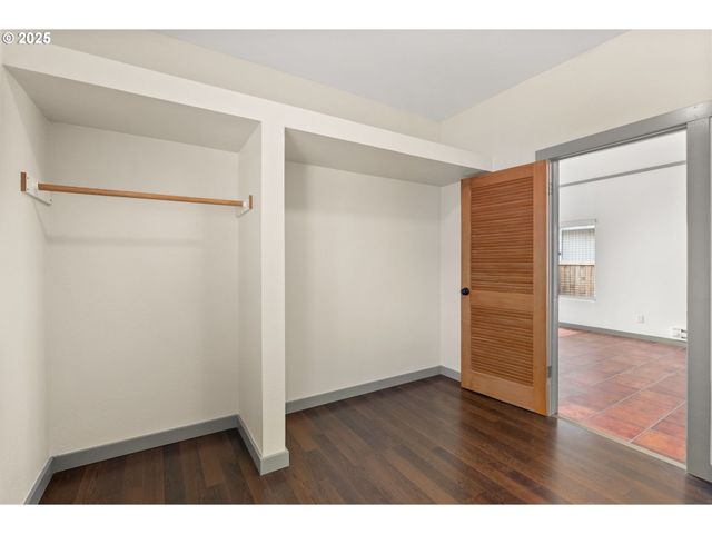 625 S GOLD St, Centralia, WA 98531