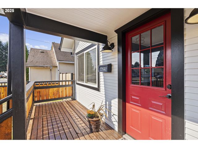 625 S GOLD St, Centralia, WA 98531