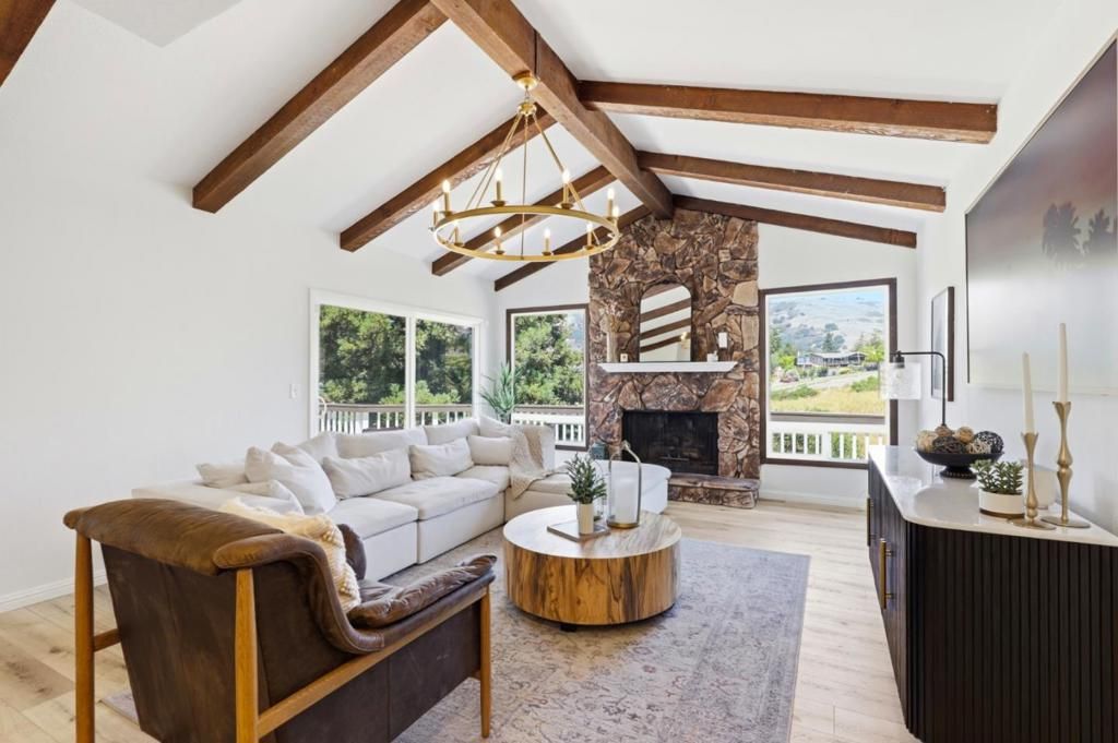 Image 11 of property listing at 3460 Oak Hill Court, Morgan Hill, CA 95037