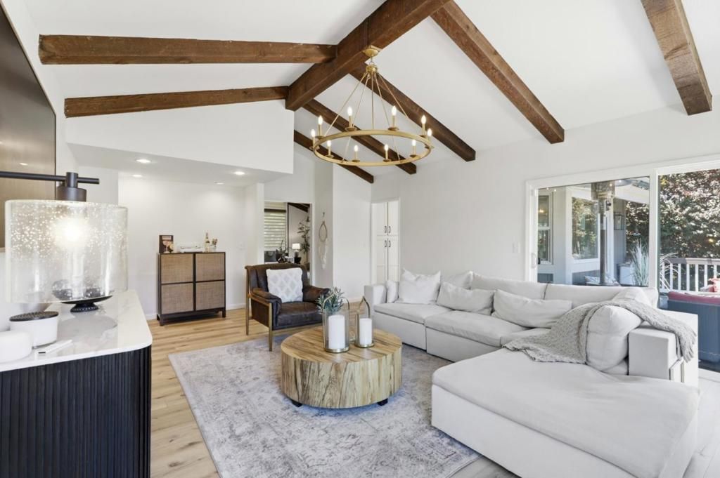 Image 12 of property listing at 3460 Oak Hill Court, Morgan Hill, CA 95037