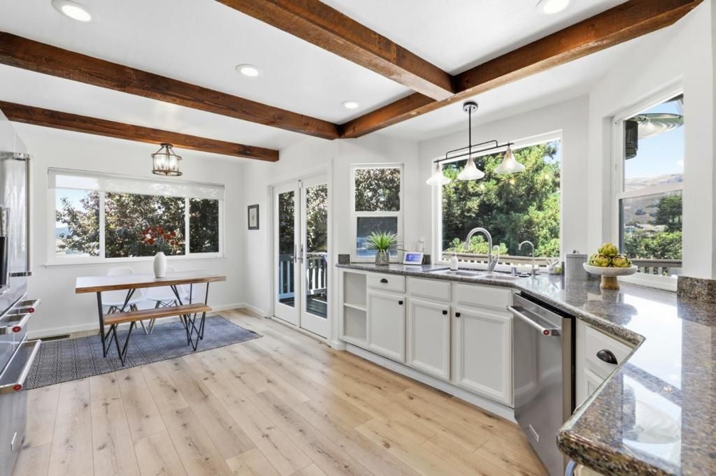 Image 13 of property listing at 3460 Oak Hill Court, Morgan Hill, CA 95037
