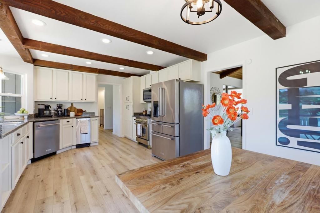 Image 16 of property listing at 3460 Oak Hill Court, Morgan Hill, CA 95037