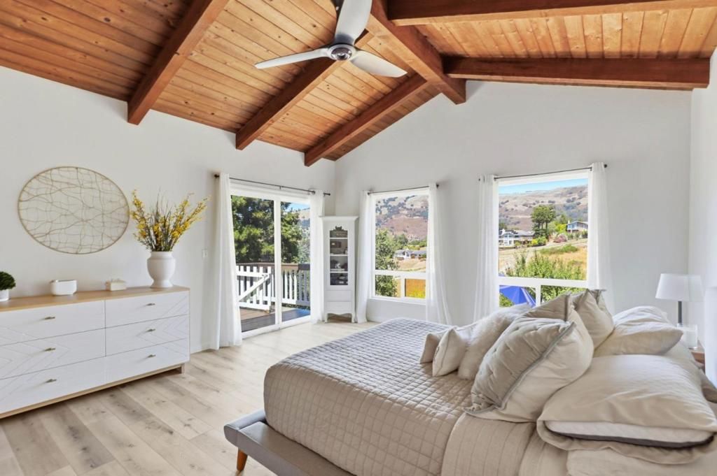 Image 29 of property listing at 3460 Oak Hill Court, Morgan Hill, CA 95037
