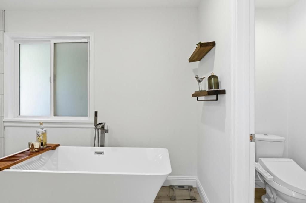 Image 34 of property listing at 3460 Oak Hill Court, Morgan Hill, CA 95037