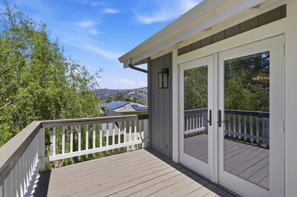 Image 37 of property listing at 3460 Oak Hill Court, Morgan Hill, CA 95037