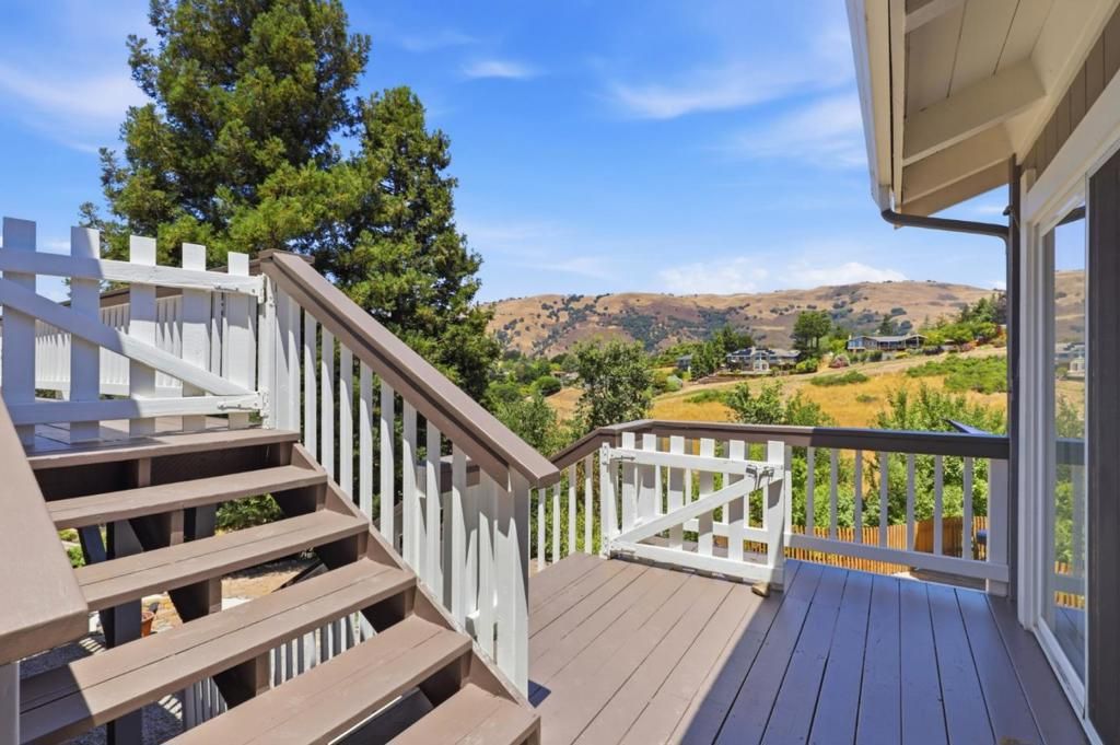 Image 41 of property listing at 3460 Oak Hill Court, Morgan Hill, CA 95037