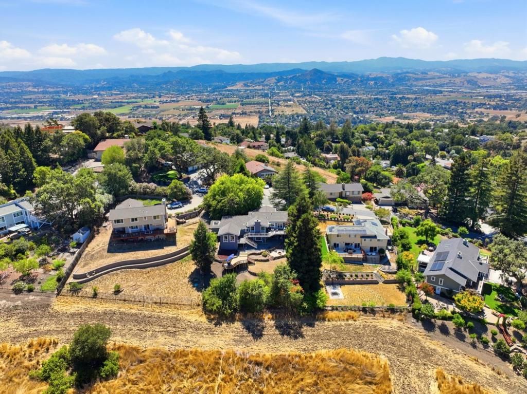 Image 50 of property listing at 3460 Oak Hill Court, Morgan Hill, CA 95037