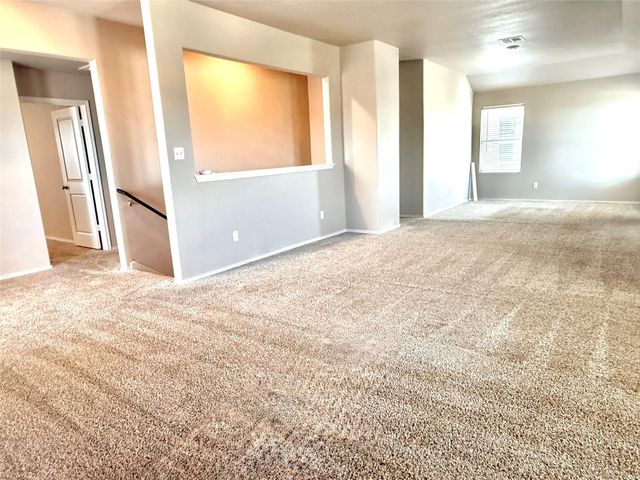 129 Perfect World LOOP, Jarrell, TX 76537