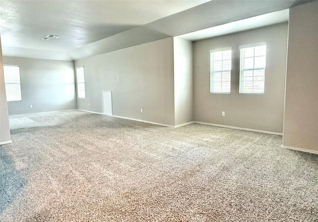 129 Perfect World LOOP, Jarrell, TX 76537