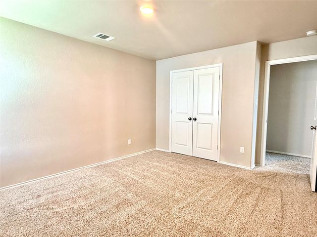 129 Perfect World LOOP, Jarrell, TX 76537
