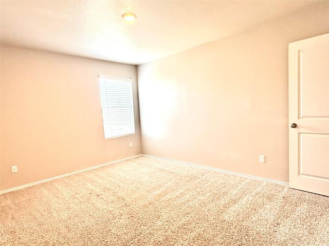 129 Perfect World LOOP, Jarrell, TX 76537