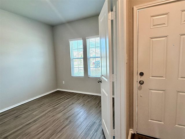 129 Perfect World LOOP, Jarrell, TX 76537