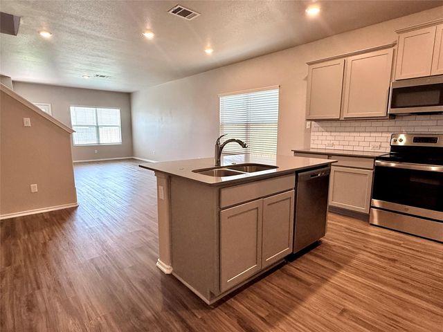 129 Perfect World LOOP, Jarrell, TX 76537