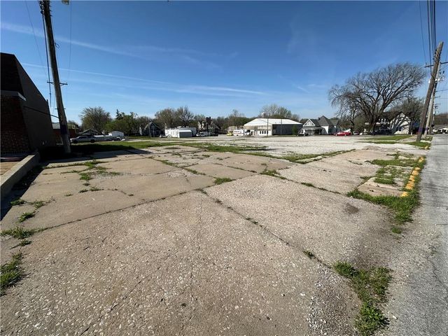 211 W Franklin Street, Richmond, MO 64085