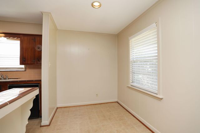 7158 Sharpview Drive, Houston, TX 77074