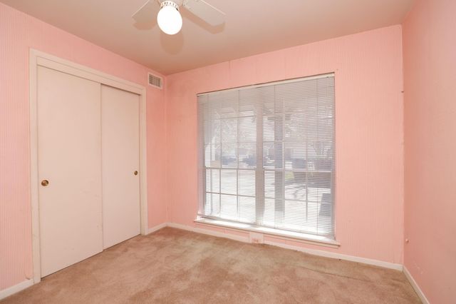 7158 Sharpview Drive, Houston, TX 77074