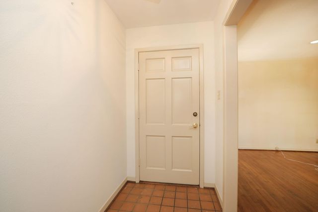 7158 Sharpview Drive, Houston, TX 77074