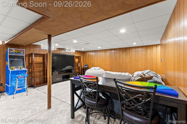 6324 Cambourne Road, Dearborn Heights, MI 48127