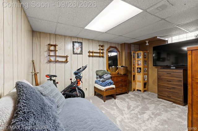 6324 Cambourne Road, Dearborn Heights, MI 48127