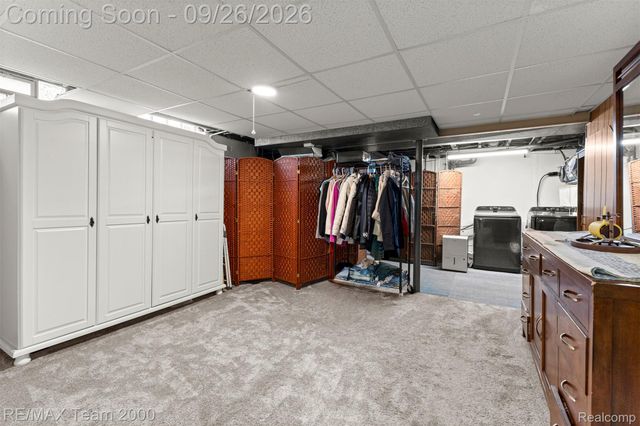 6324 Cambourne Road, Dearborn Heights, MI 48127