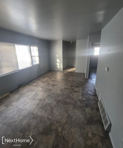 929 W Genesee Street, Flint, MI 48504
