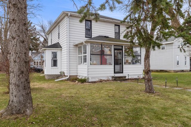 9092 Main Street, Whitmore Lake, MI 48189