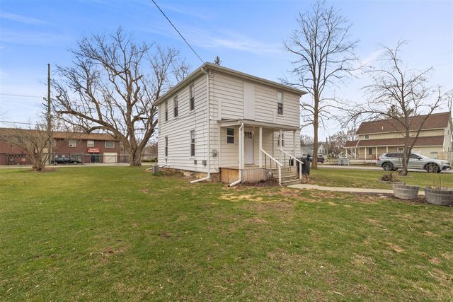 9092 Main Street, Whitmore Lake, MI 48189