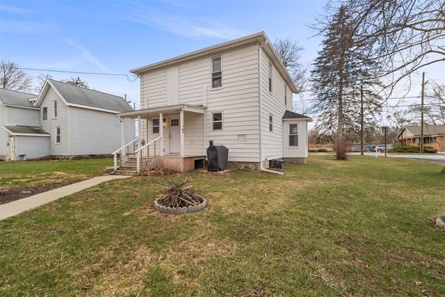 9092 Main Street, Whitmore Lake, MI 48189