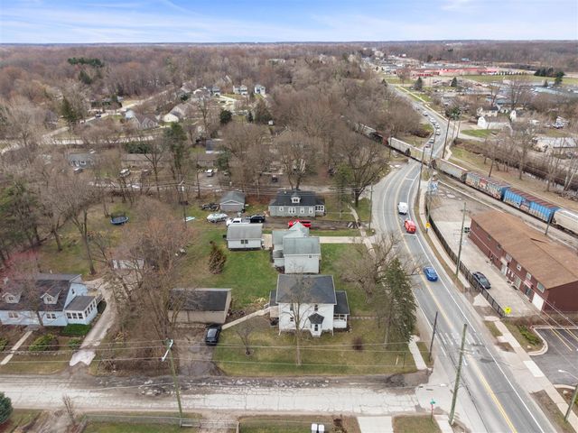 9092 Main Street, Whitmore Lake, MI 48189